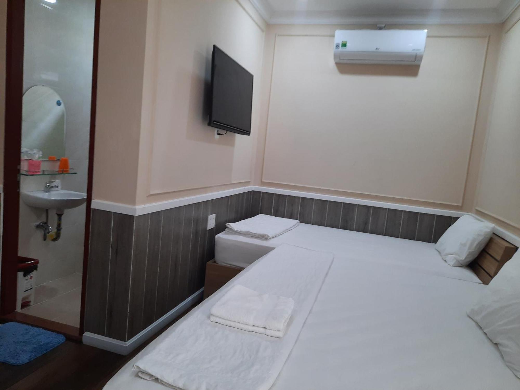 Nhã QuỳNh Hotel Рач Джа Екстериор снимка